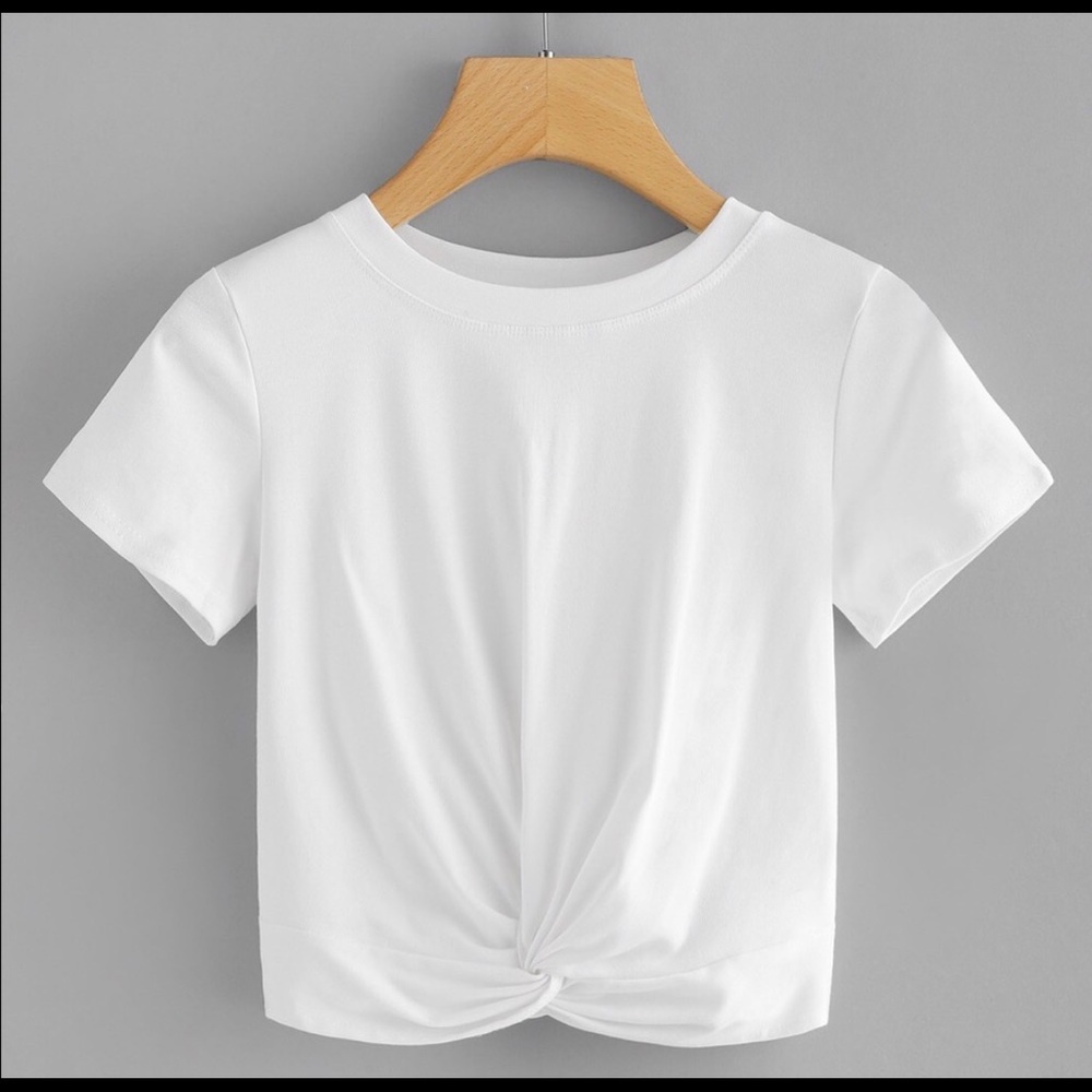 Nwt! White twisted hem crop t-shirt!